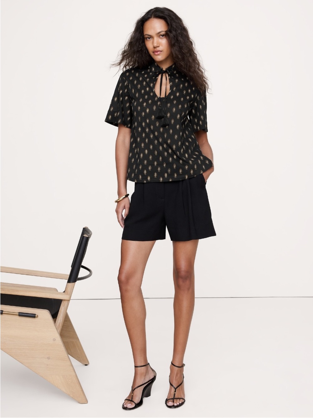 Banana Republic Black Blouse with Gold Leaf Print NWT Size Large